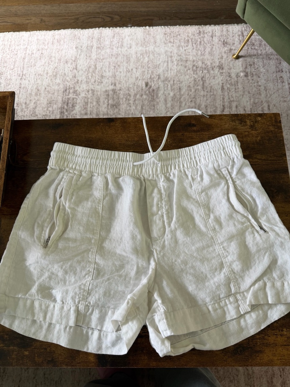 ATHLETA White Pull-On Summer Linen Blend Shorts Medium